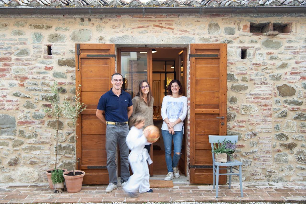 La Fattoria Del Rio Di Sopra - Agriturismo Baldeschi Tuoro sul Trasimeno Ngoại thất bức ảnh